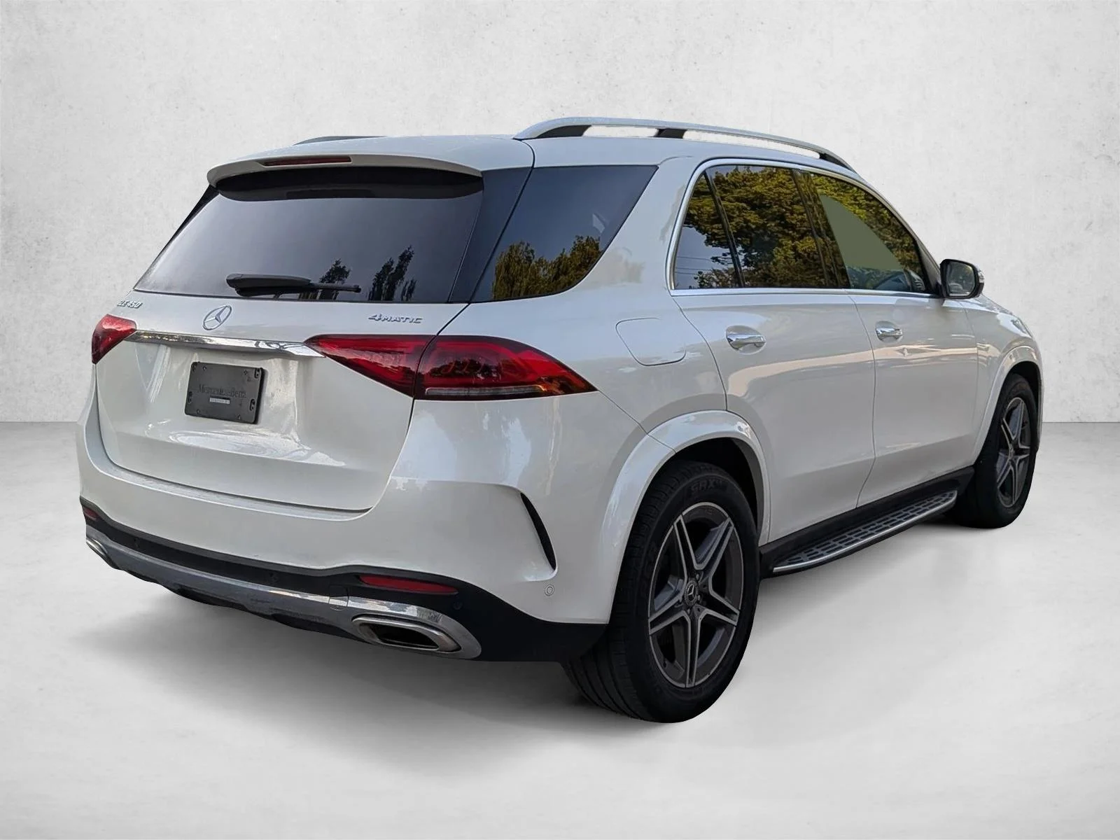 Used 2022 Manufaktur Diamond White Bright Mercedes-Benz GLE 450 image 5