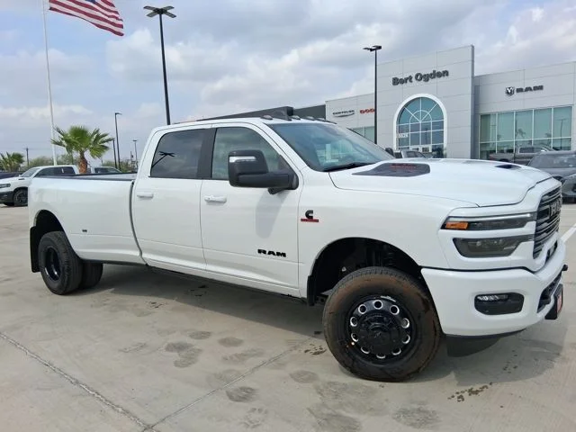 New 2026 Bright White Clear-Coat Exterior Paint RAM Laramie image 1