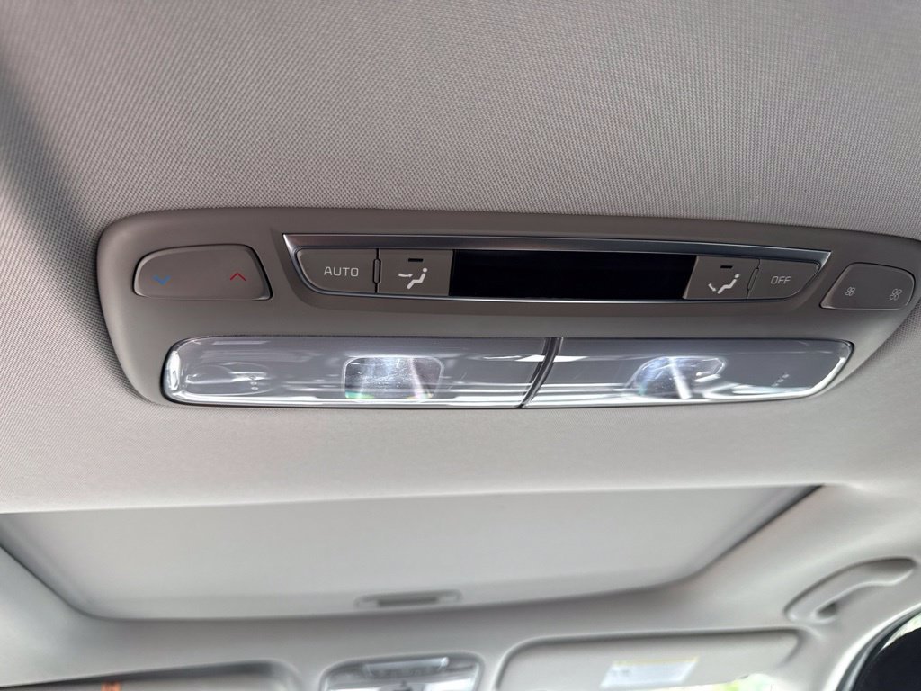 Used 2020 Silver Kia EX image 21