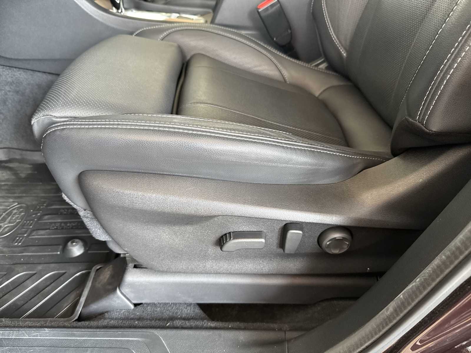 Used 2024 Red Subaru Touring 7-Passenger image 12