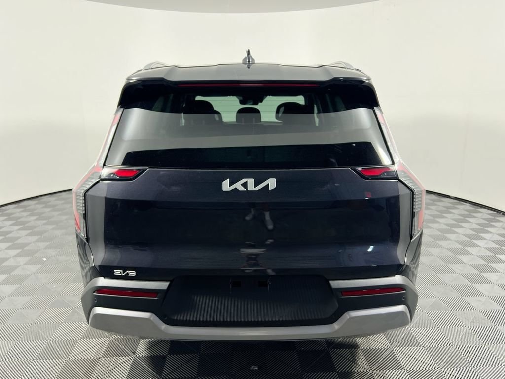 New 2026 Panthera Metal Kia Light Long Range RWD image 4