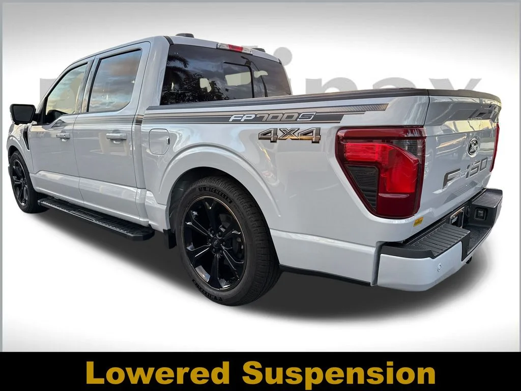 New 2025 White Ford XLT image 3