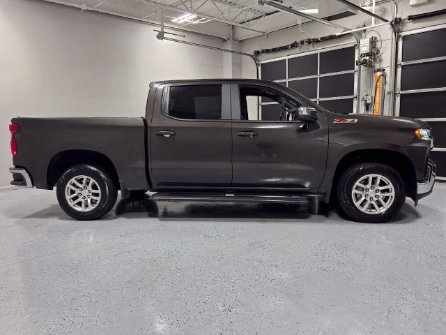 Used 2021 Brown Chevrolet LT image 14