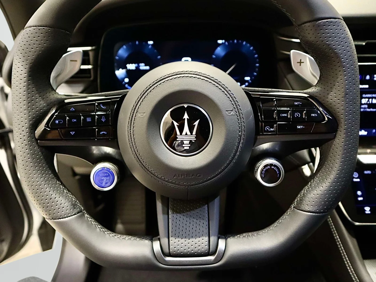 New 2027 Bianco Maserati  image 25