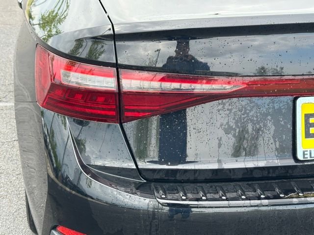 2025 Volkswagen Jetta SE - Photo 13