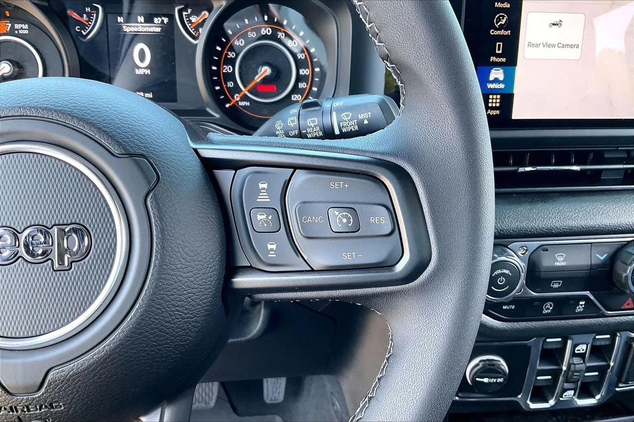 New 2026 Reign Jeep Sport S image 24