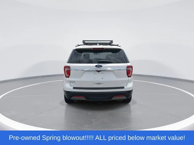 Used 2019 White Ford XLT image 7