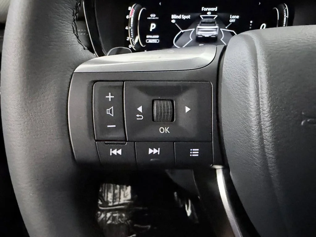 New 2027 HARBOR GRAY INFINITI Sport AWD image 22