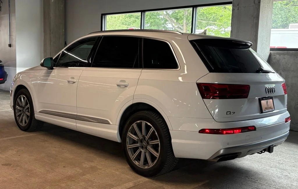 Used 2018 Glacier White Metallic Audi 3.0T Premium Plus image 3