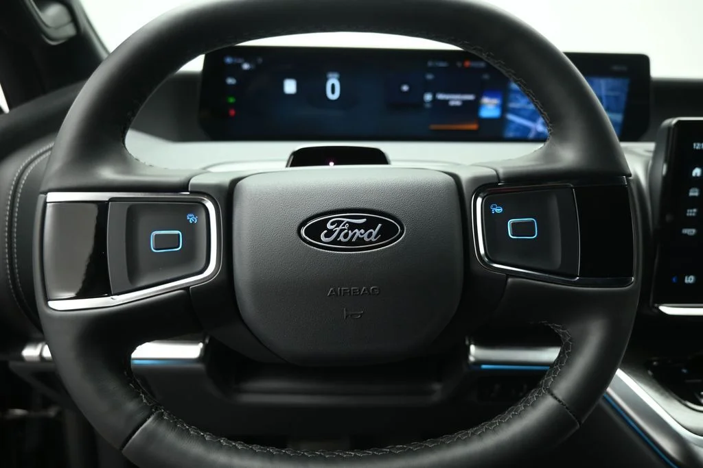 New 2026 Dark Matter Gray Metallic Ford Platinum image 12
