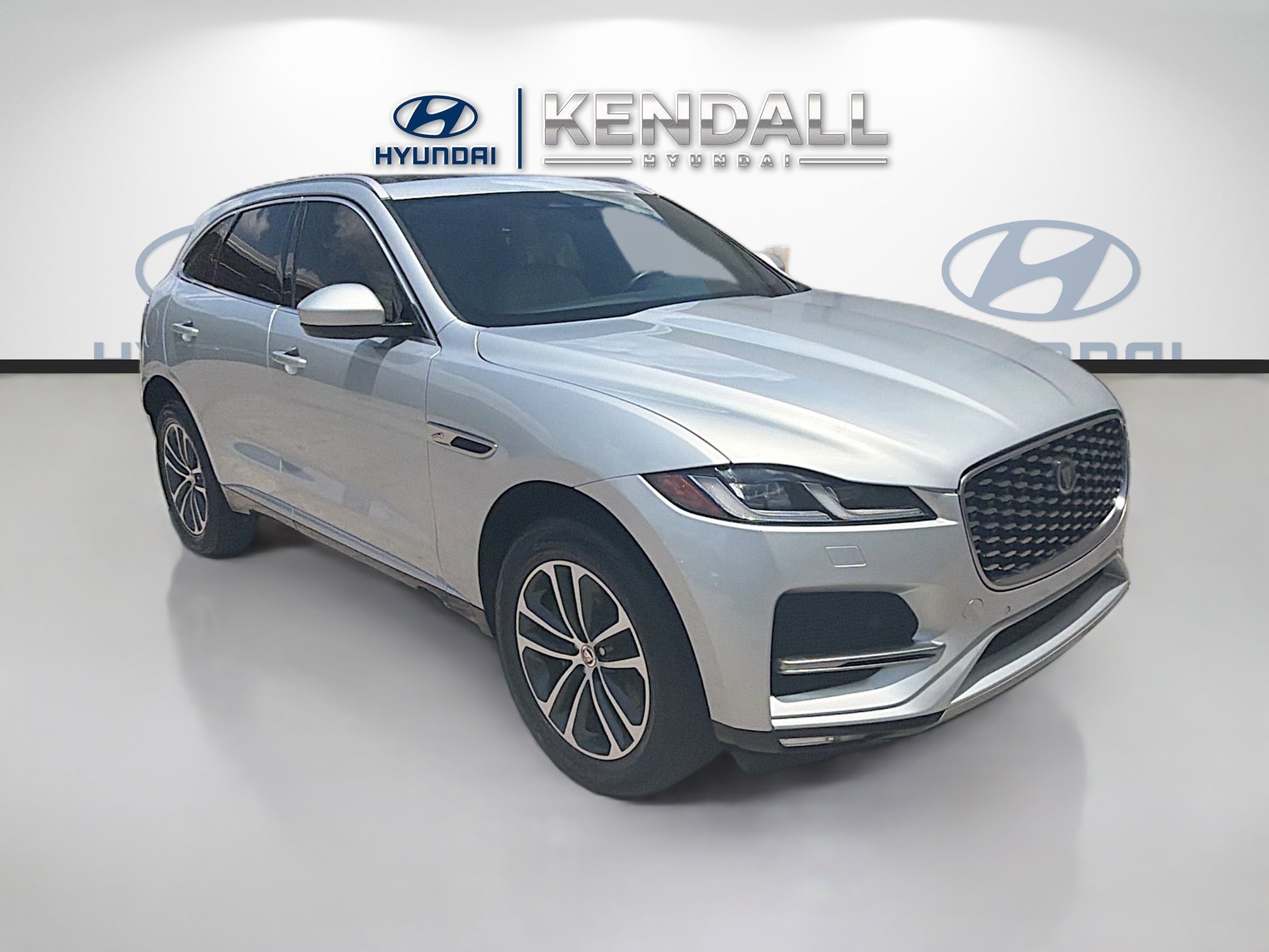 2022 Jaguar F-PACE P250 S's photo