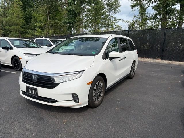 Used 2024 Platinum White Honda EX-L image 1