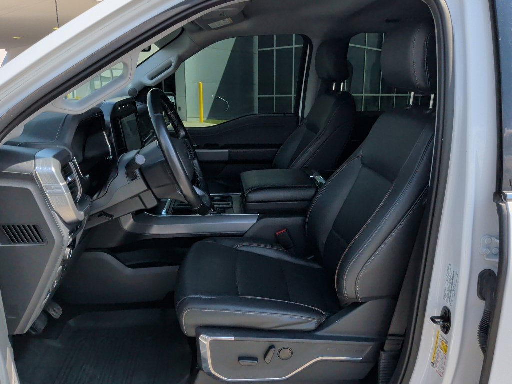 Used 2023 Oxford White Ford Lariat image 12