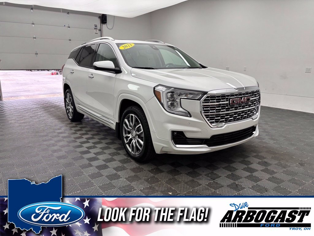 Certified Used 2023 White Frost Tri-Coat GMC Denali image 1