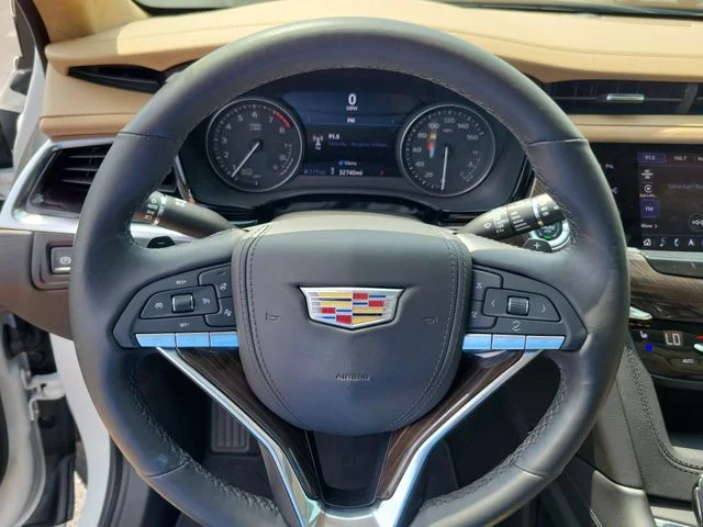 Used 2024 Crystal White Tricoat Cadillac Premium Luxury image 17