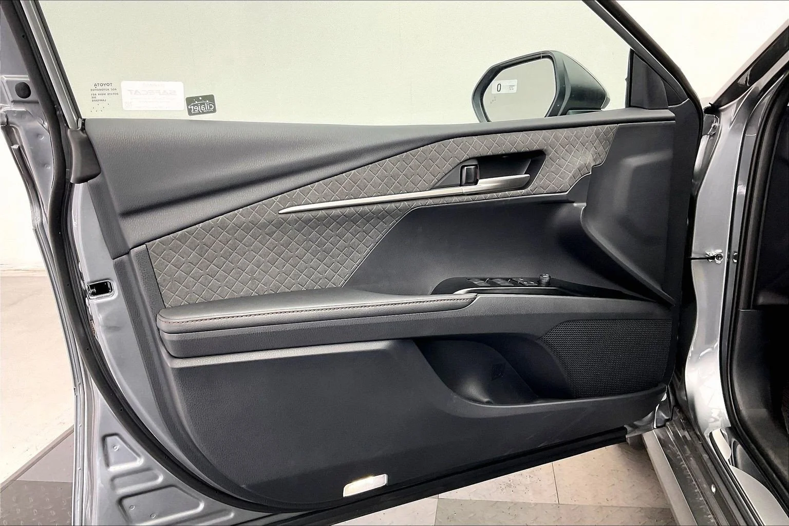 2026 Toyota Camry XLE - Photo 12