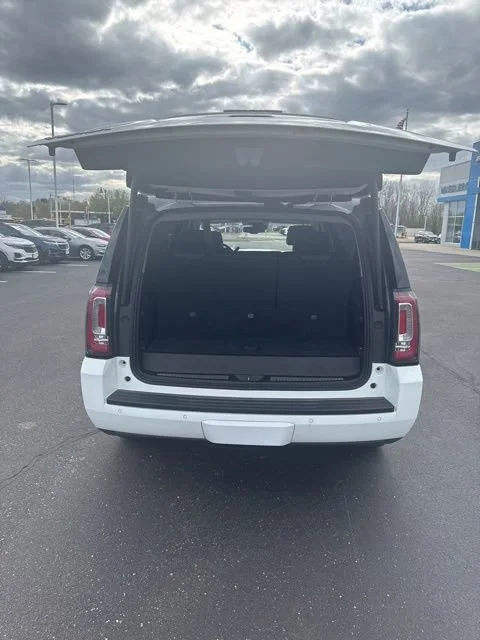 Used 2019 White GMC SLT image 11