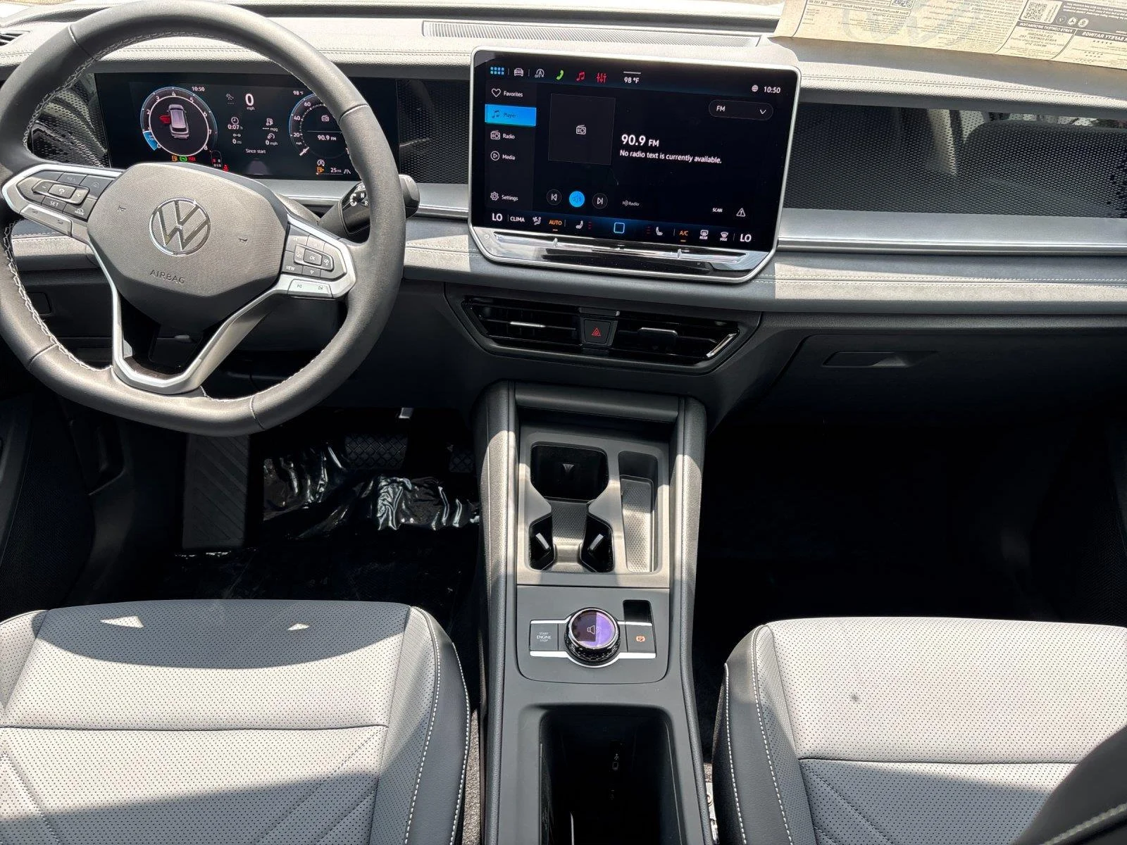 New 2026 pure white Volkswagen SE image 34
