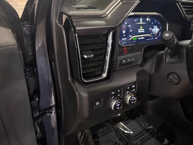 Used 2022 Titanium GMC Denali Ultimate image 13