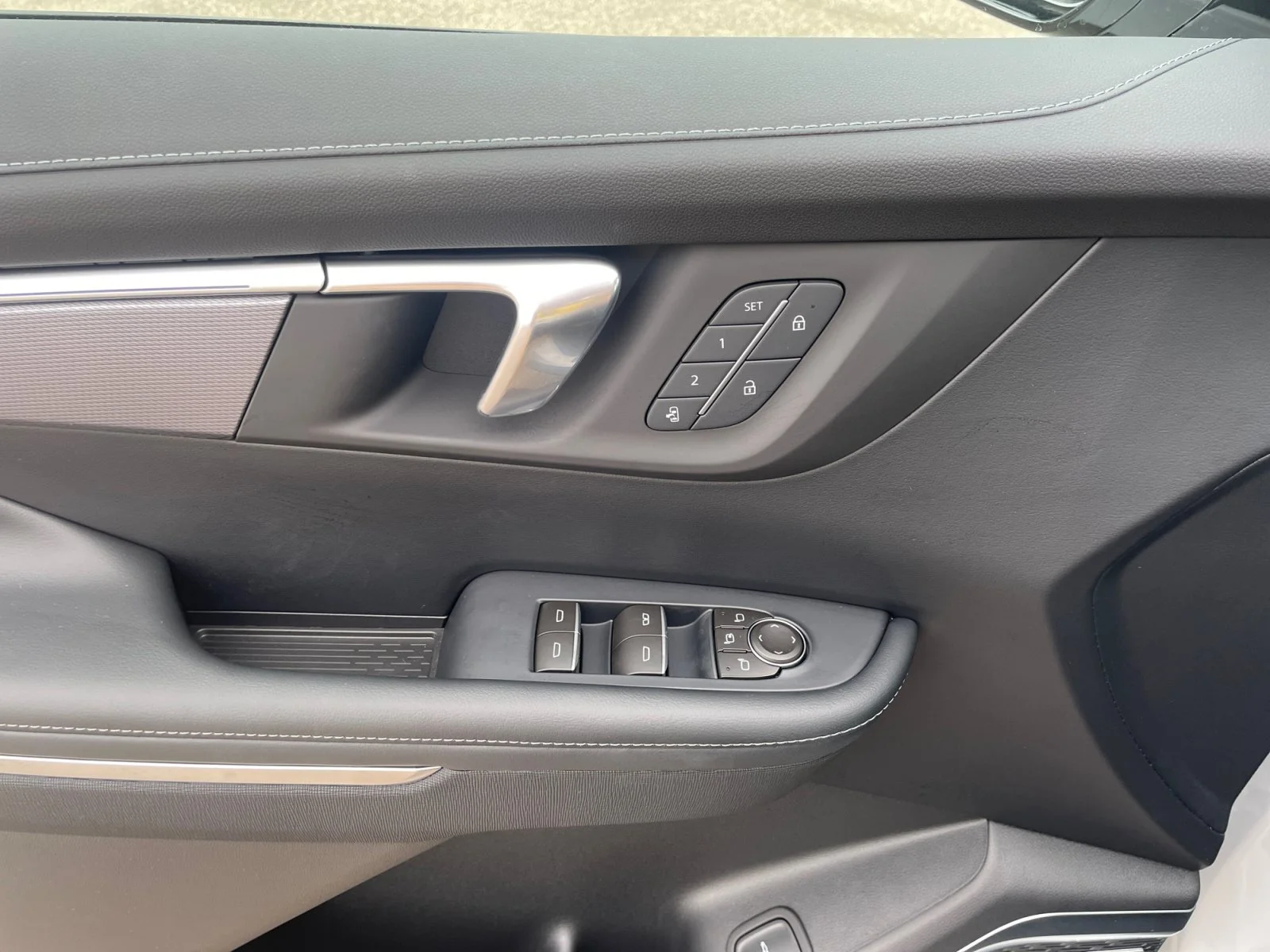 New 2026 Summit White Buick Sport Touring AWD image 17