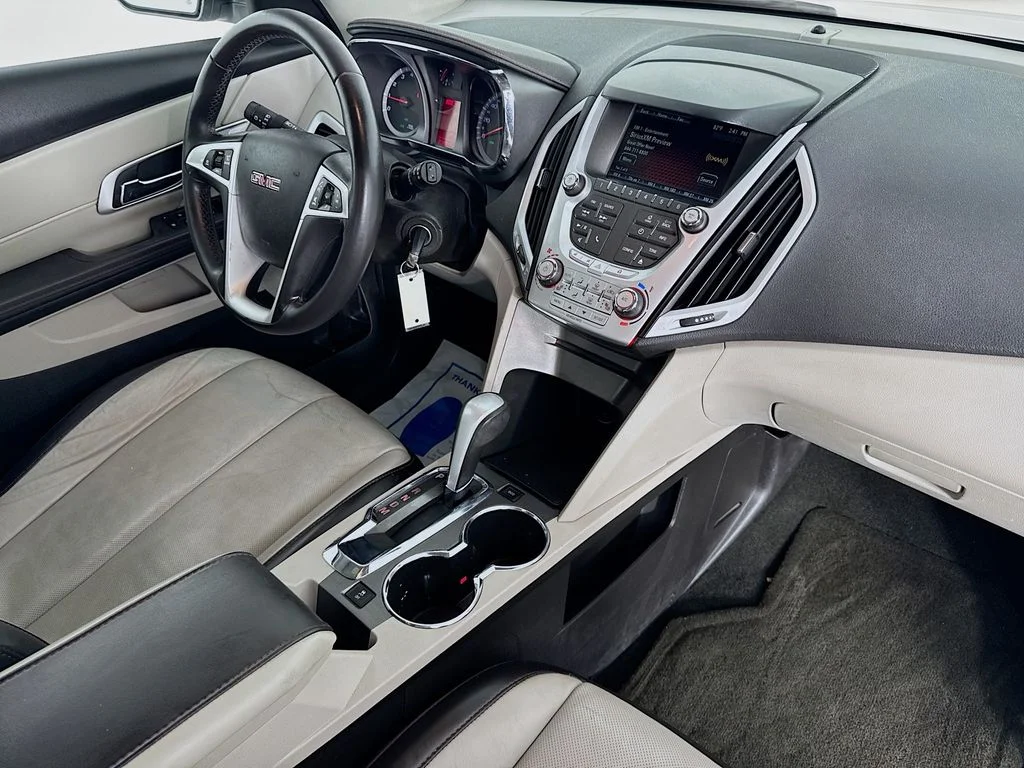 Used 2013 Quicksilver Metallic GMC SLT-1 image 33