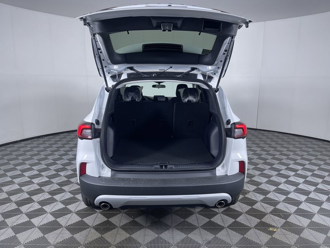 New 2026 Oxford White Ford Active image 24