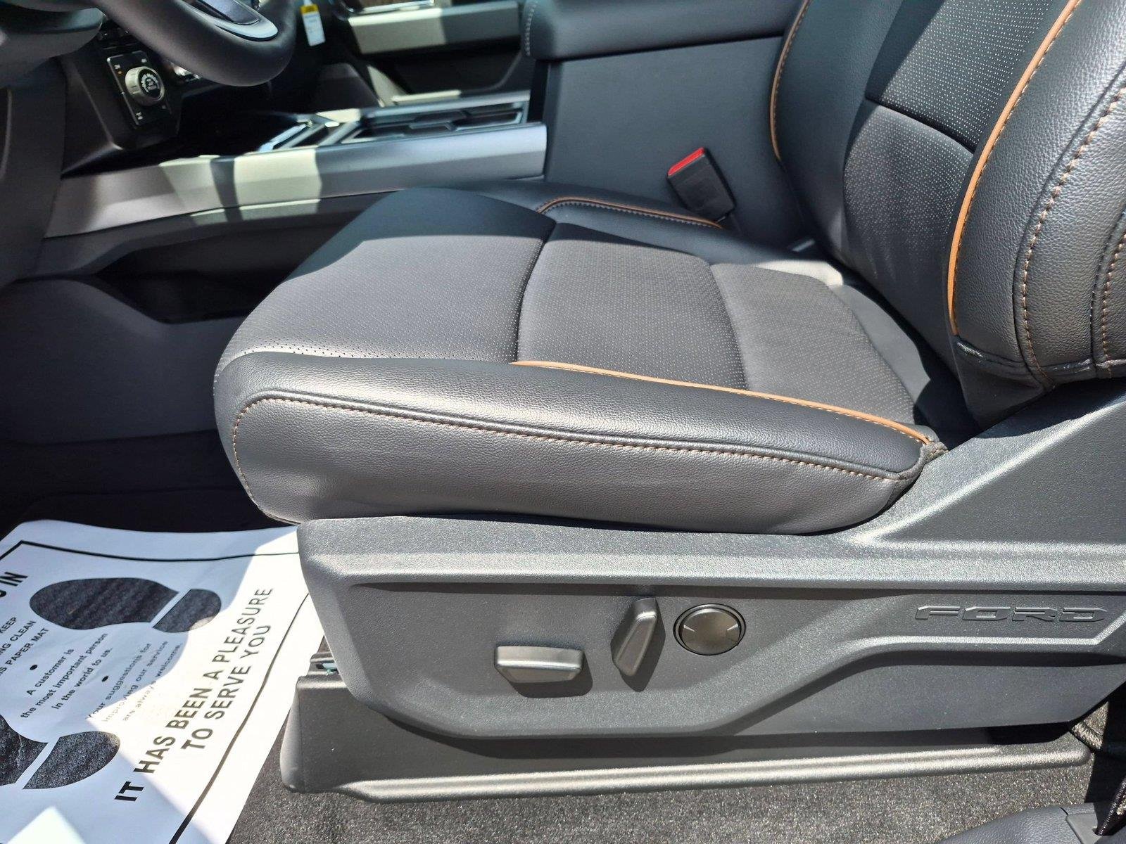New 2026 Carbonized Gray Metallic Ford F-250® Lariat® image 14