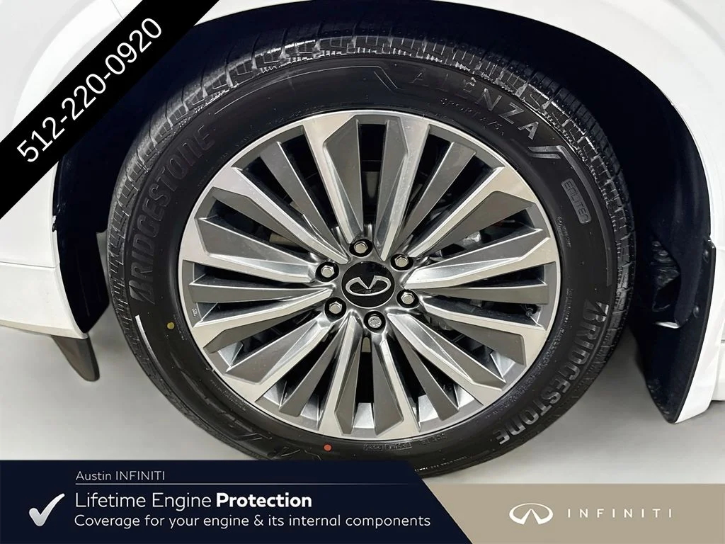 New 2027 White INFINITI LUXE image 44