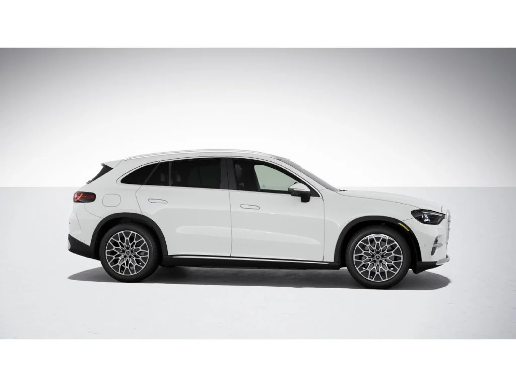 New 2027 White Mercedes-Benz GLC 400 image 15