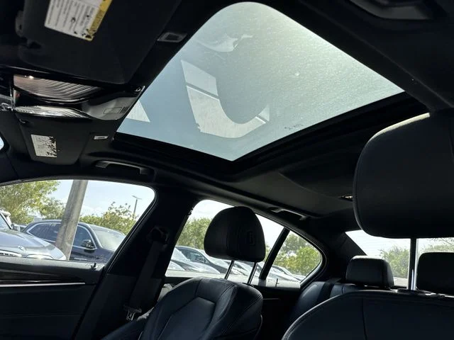 2020 BMW 5 Series 530i - Photo 22