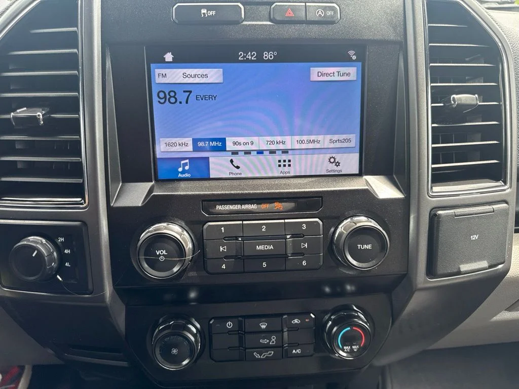 Used 2019  Ford XLT image 8