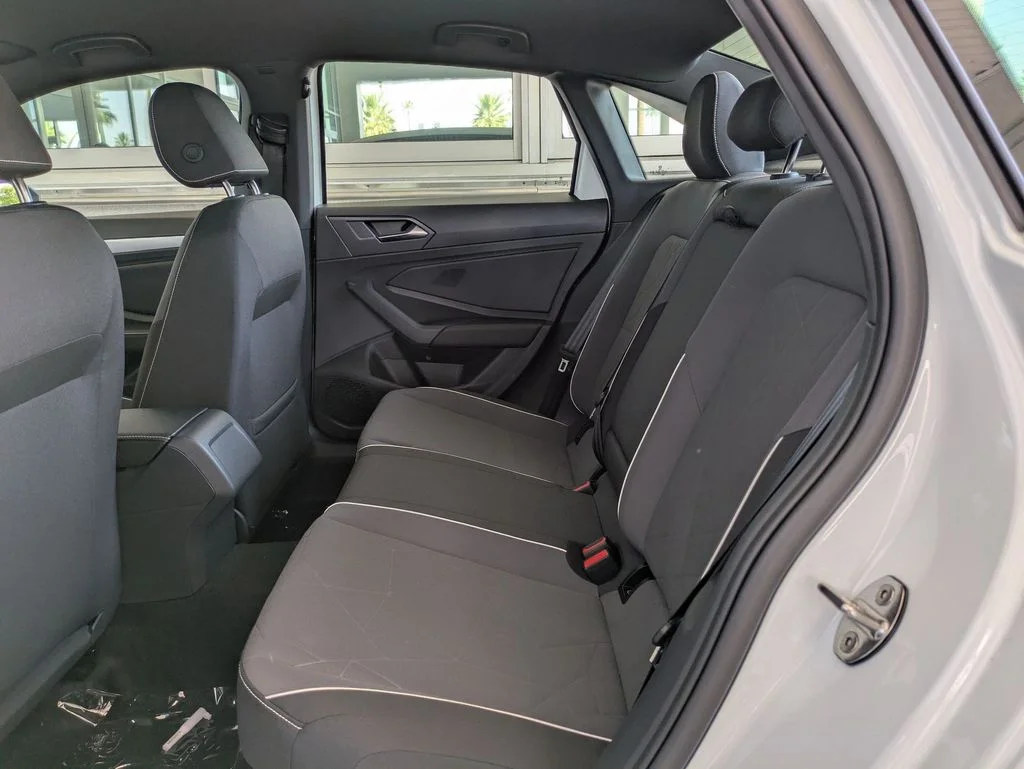 2025 Volkswagen Jetta Sport - Photo 20