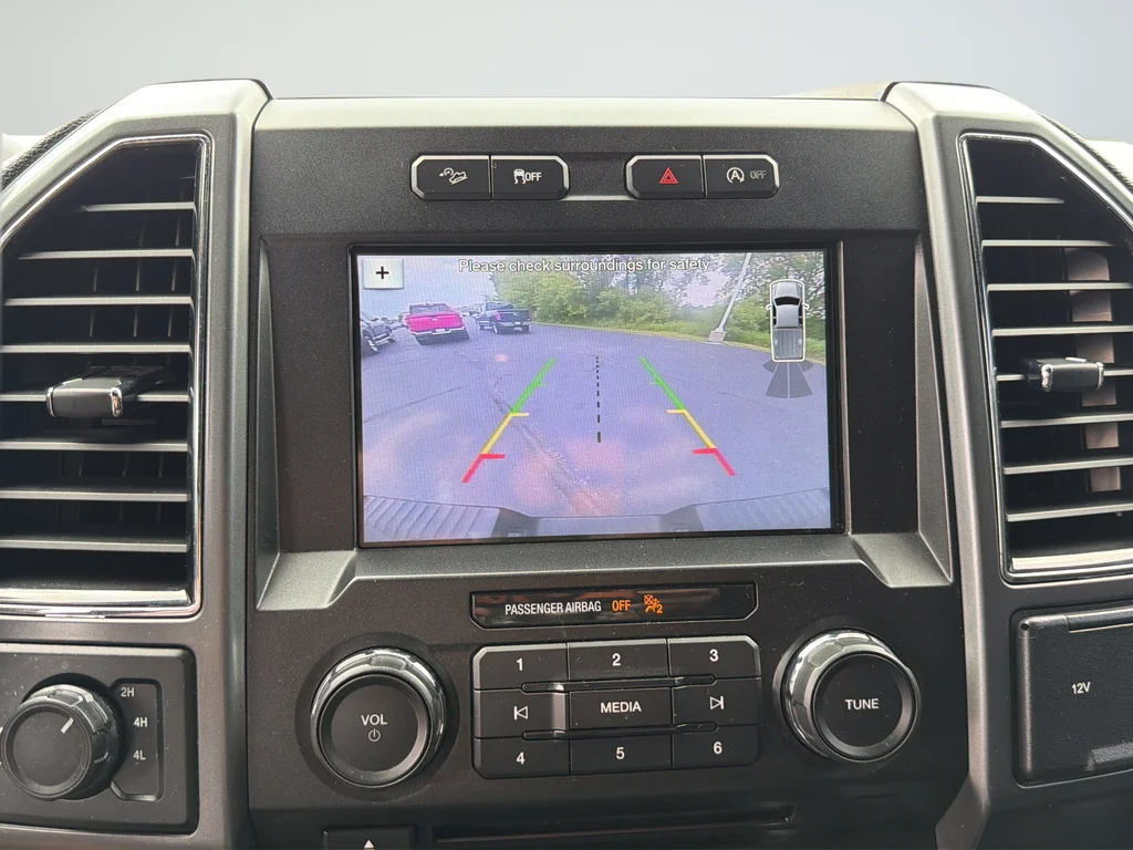 Used 2018 Gray Ford XLT image 15
