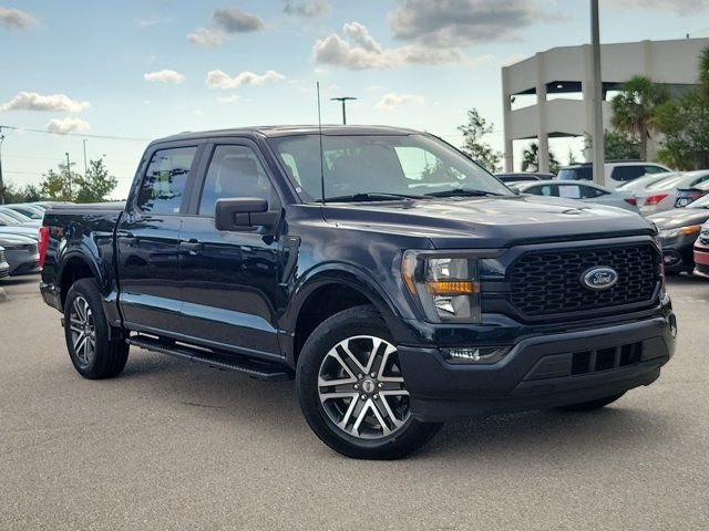 Used 2023 Blue Metallic Ford XL image 31
