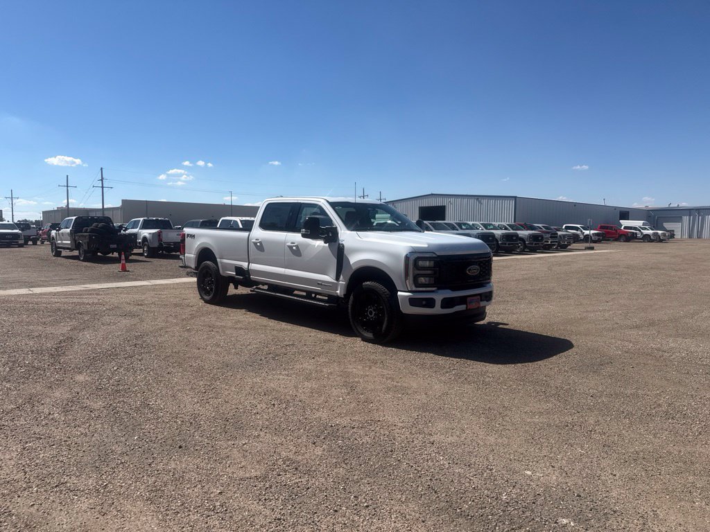 New 2026 Oxford White Ford Lariat image 9