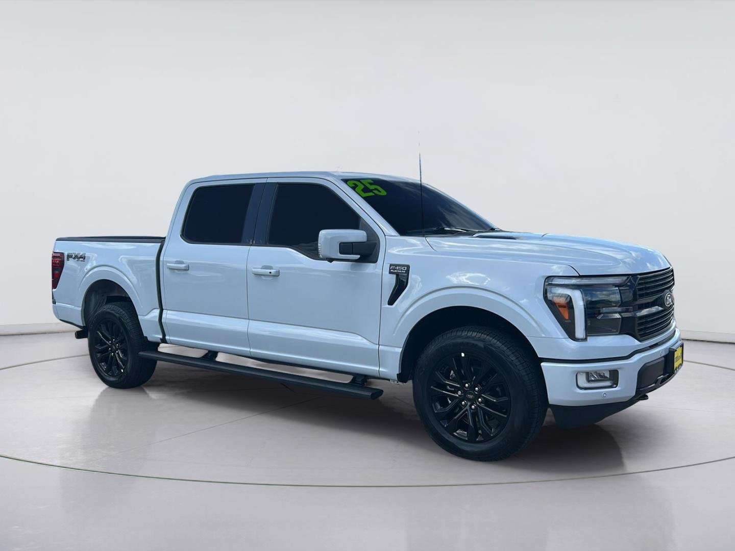Used 2025 Space White Ford Platinum image 3