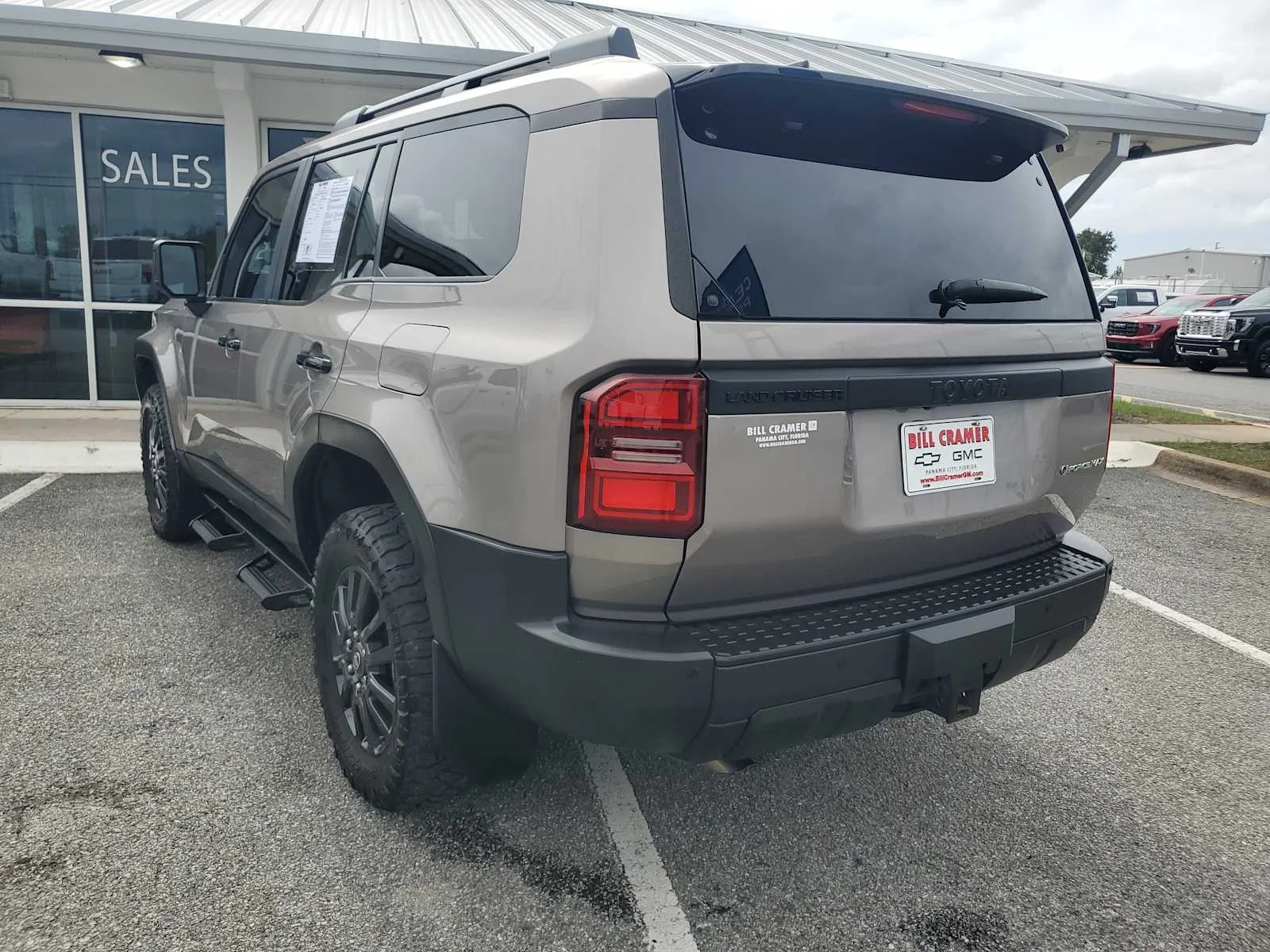 Used 2024 Meteor Shower Silver Toyota  image 4