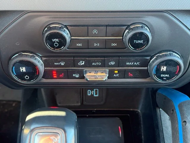 Used 2021 Orange Ford Black Diamond image 22