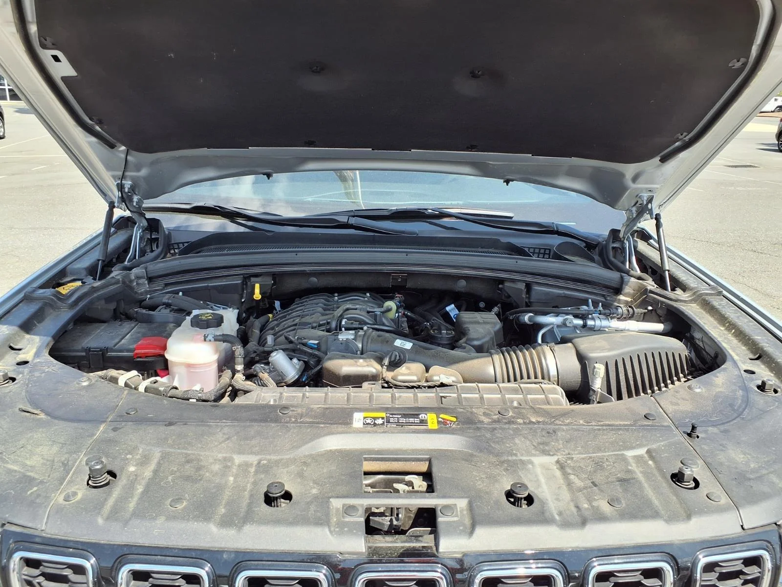 Used 2025 Silver Zynith Jeep Limited image 27
