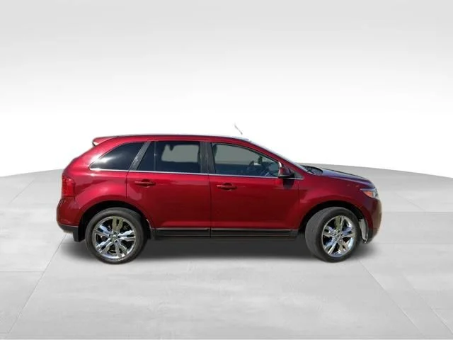 Used 2013 Red Ford Limited image 2