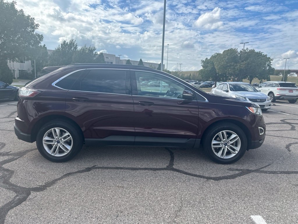 Used 2018 Red Ford SEL image 4