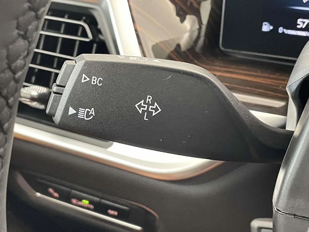 New 2027 Black BMW xDrive40i image 35