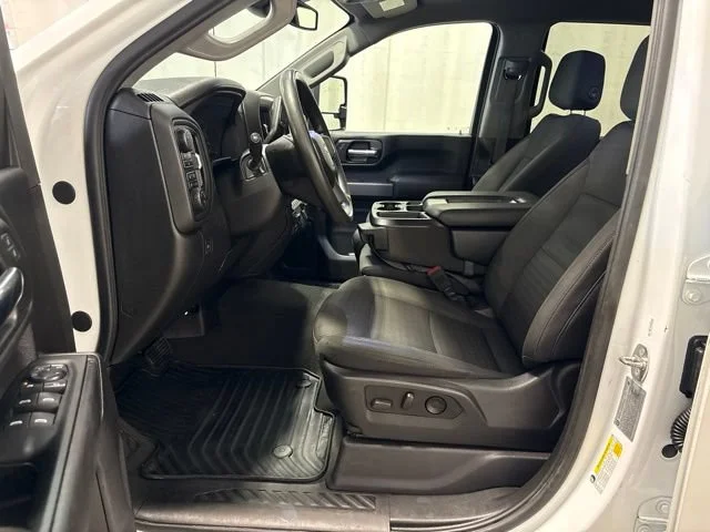 Used 2024 Summit White Chevrolet Custom image 13