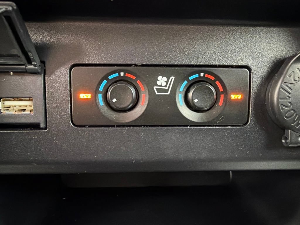 Used 2020 Nautical Blue Metallic Toyota Limited image 28