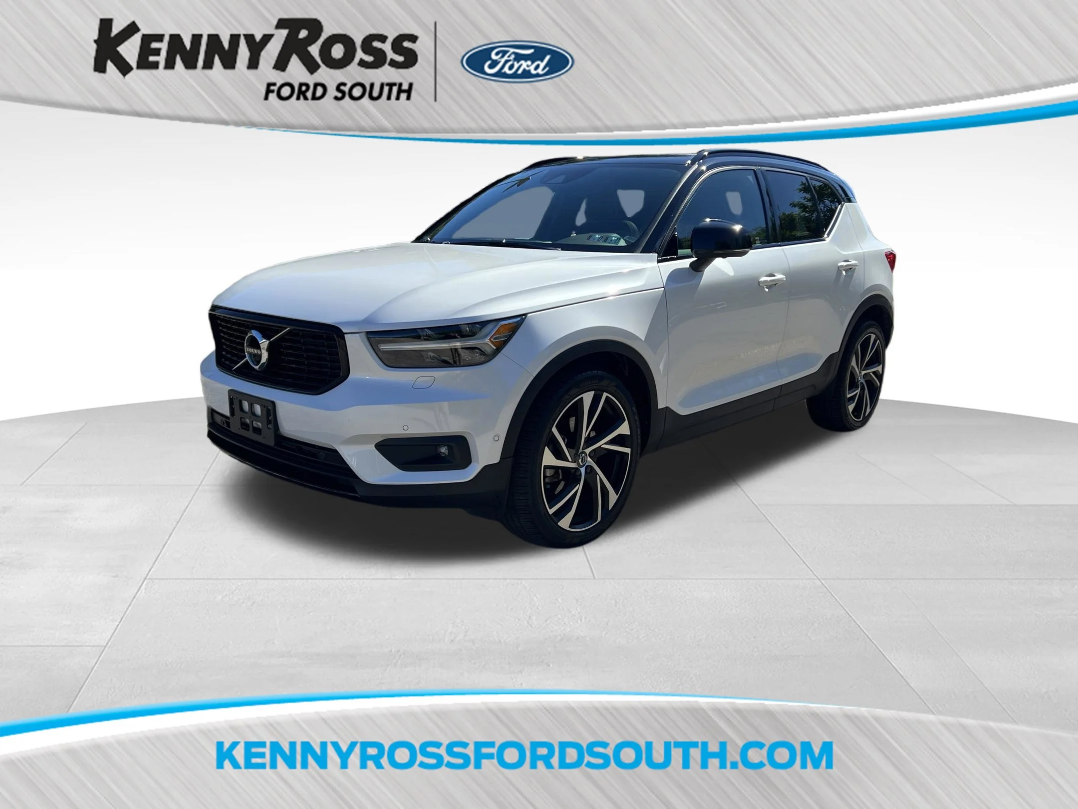 2022 Volvo XC40