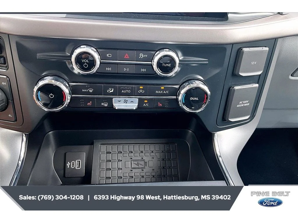 2025 Ford F-150 XLT - Photo 24