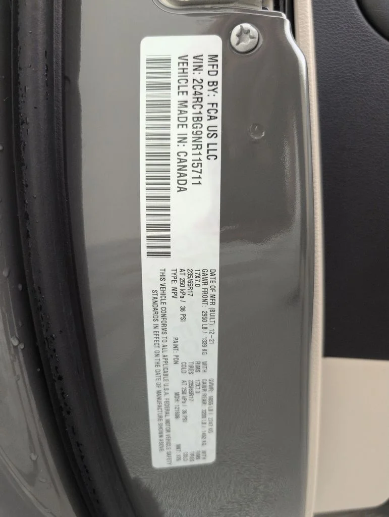 Certified Used 2022 White Chrysler Touring L image 39
