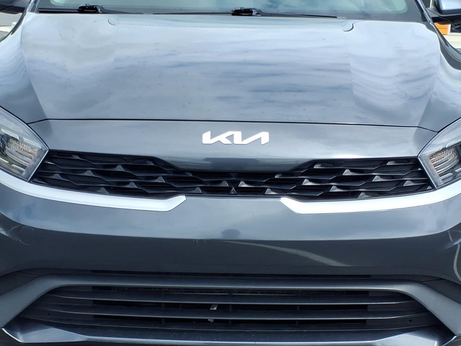 Used 2024 Gravity Gray Kia LXS image 13