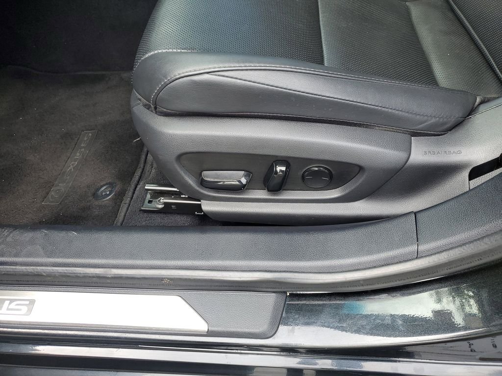 Used 2020 Black Lexus 350 image 17