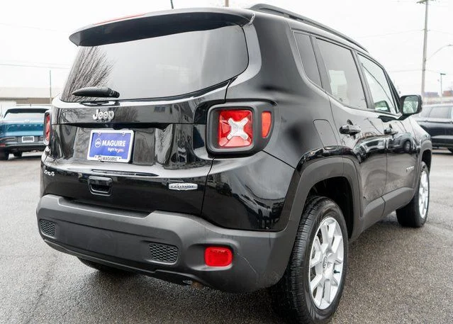 Used 2020 Black Jeep Latitude image 6